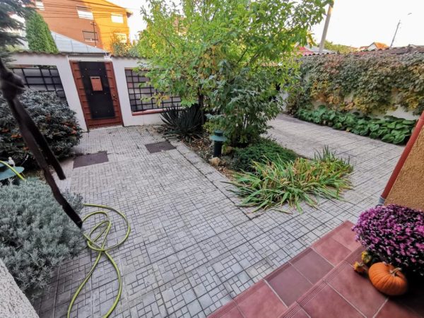 Vila P+1+M- Damaroaia- Jiului- Izbiceni
